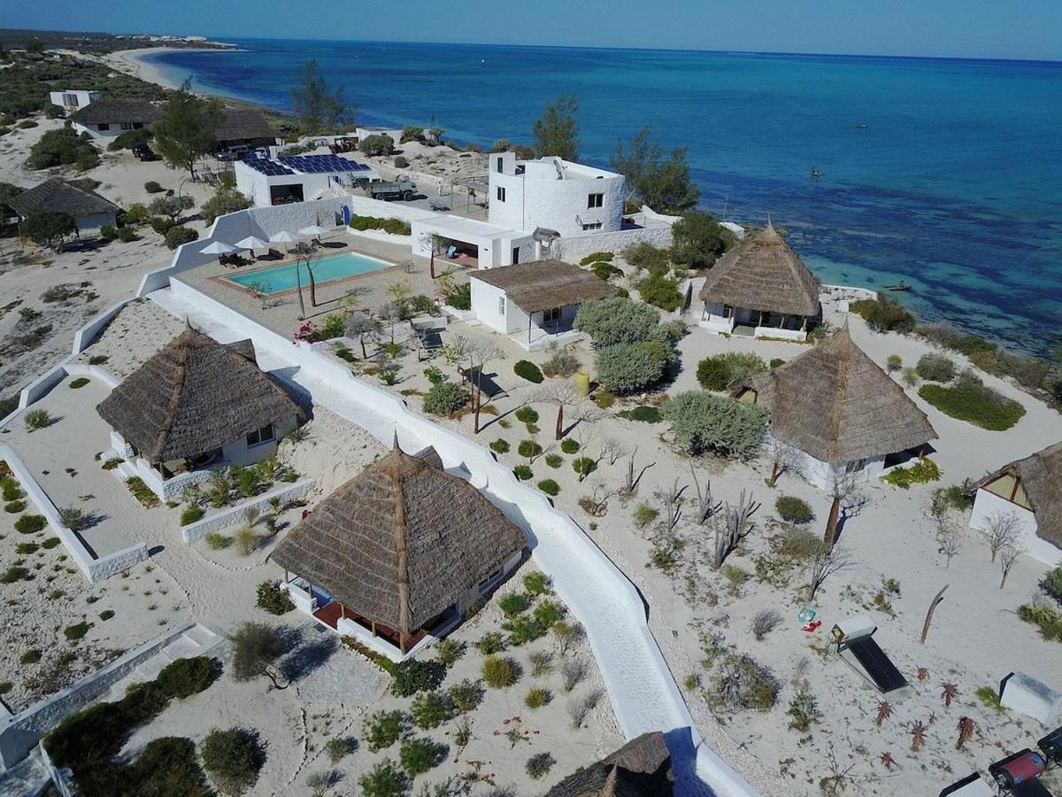 Hotel Salary Bay Tsifota Exterior foto